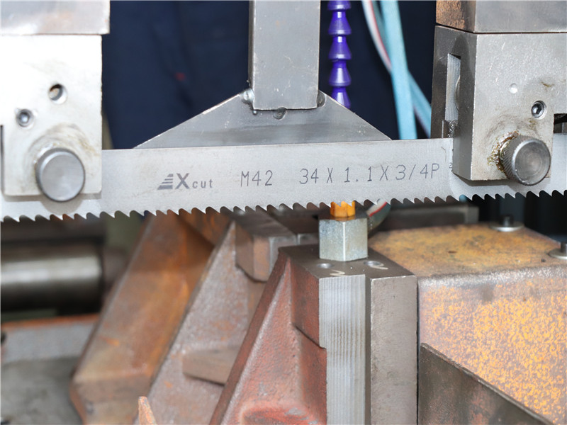 無錫鋸床生產廠家為您介紹數控鋸床鋸條焊接加工工藝是怎樣的？